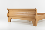Footboard curved detail
